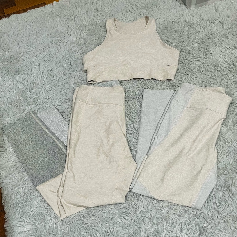 Set Dipped leggings, two-tone leggings, and slashback crop
